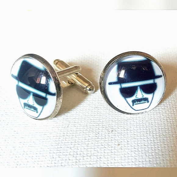 NEW Cufflinks: Walter White Breaking Bad! Stainless Steel. Gift Box Included! - Picture 5 of 6
